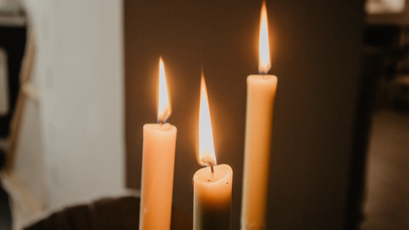 Onderdonk House Hosts Candle Making Nov. 8 and a Stockholm Street Walking Tour Nov. 14