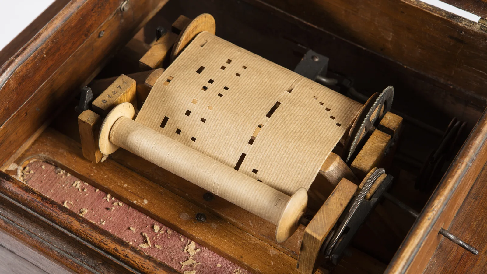 Music Boxes From the Edge of the North Pole: An Artist Brings His Svalbard Voyage to Greenpoint Library