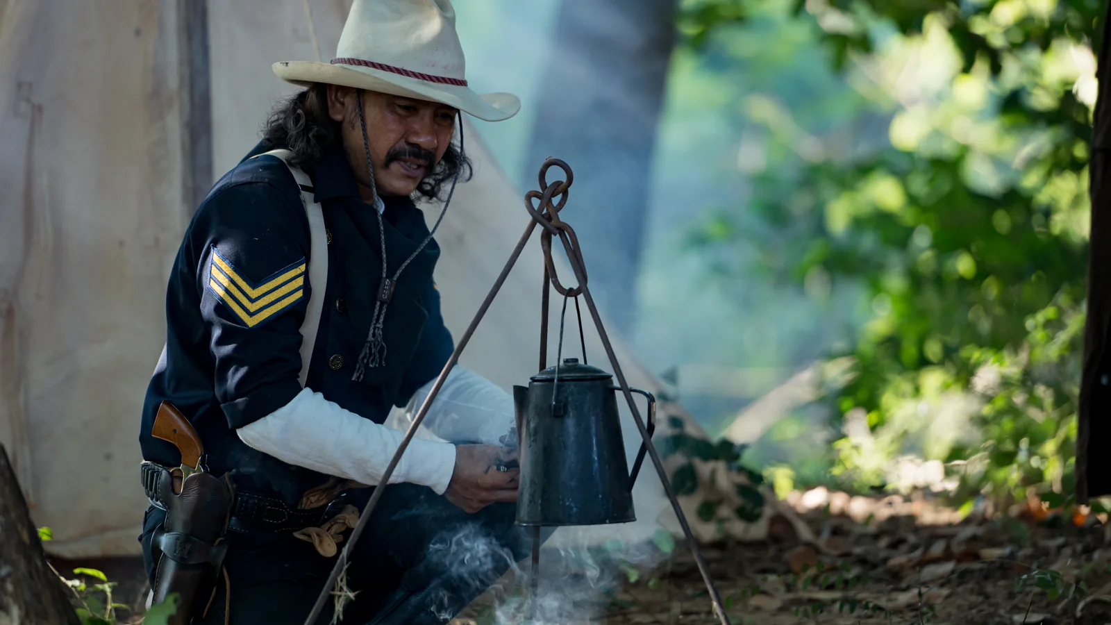 Union Soldiers Set Up Camp Outside Fort Totten's Castle on Nov. 1