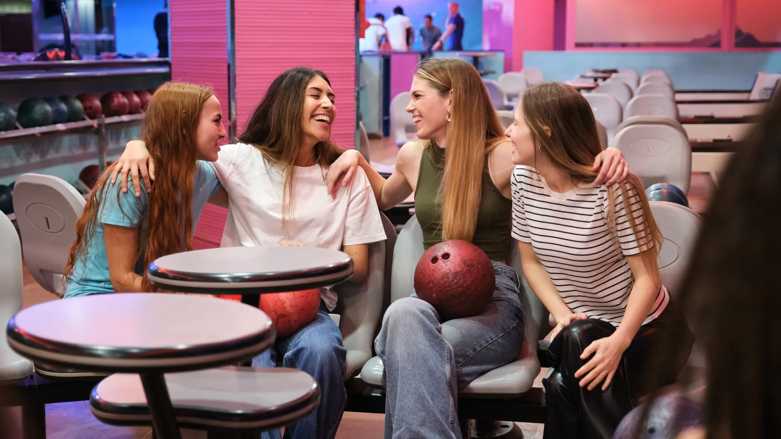 Round1, the Japanese Bowling and Arcade Chain, Makes Its New York City Debut in Flushing