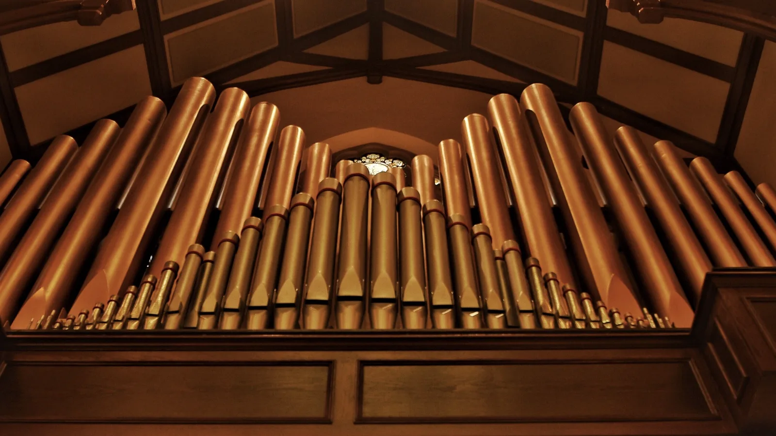 A Pipe Organ, a Live Orchestra and Lon Chaney: The 1925 Phantom of the Opera Plays Plymouth Church Saturday